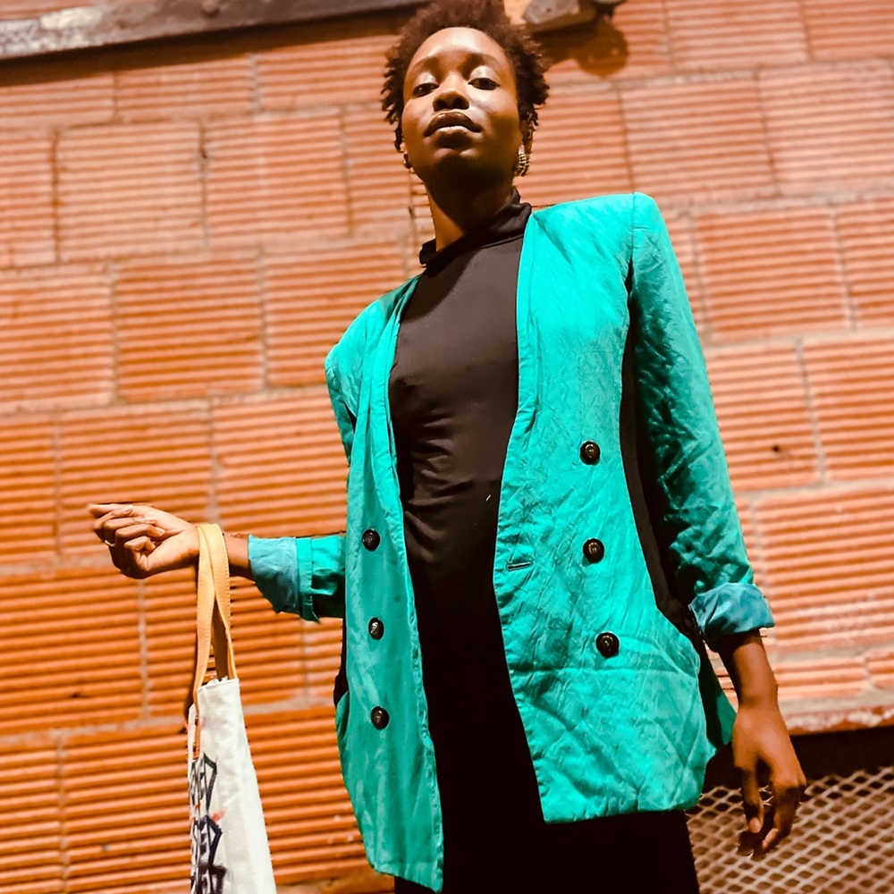 Sold - Picture 2 of 6